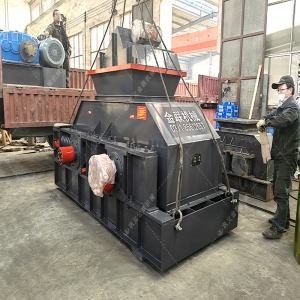 雙級粉碎機發往山東破碎煤矸石