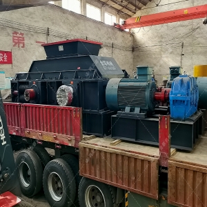 2PG1500x1000超大型直連式對輥破碎制砂機發貨圖片