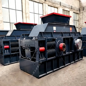 雙級錘式粉碎機發往山西忻州