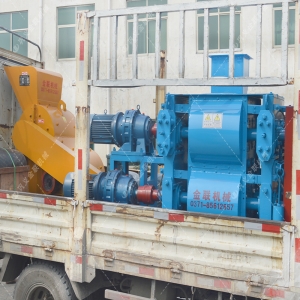 四輥破碎機發貨圖片,發往內蒙古破碎煤炭