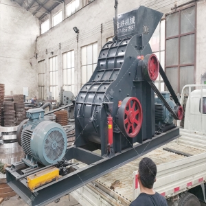 小型雙級粉碎機發往內蒙古化德破碎煤