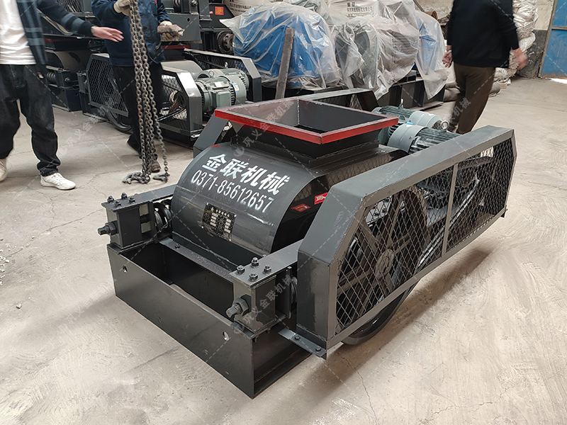 煤塊雙齒輥破碎機發往湖南婁底 煤塊雙齒輥破碎機發往湖南婁底