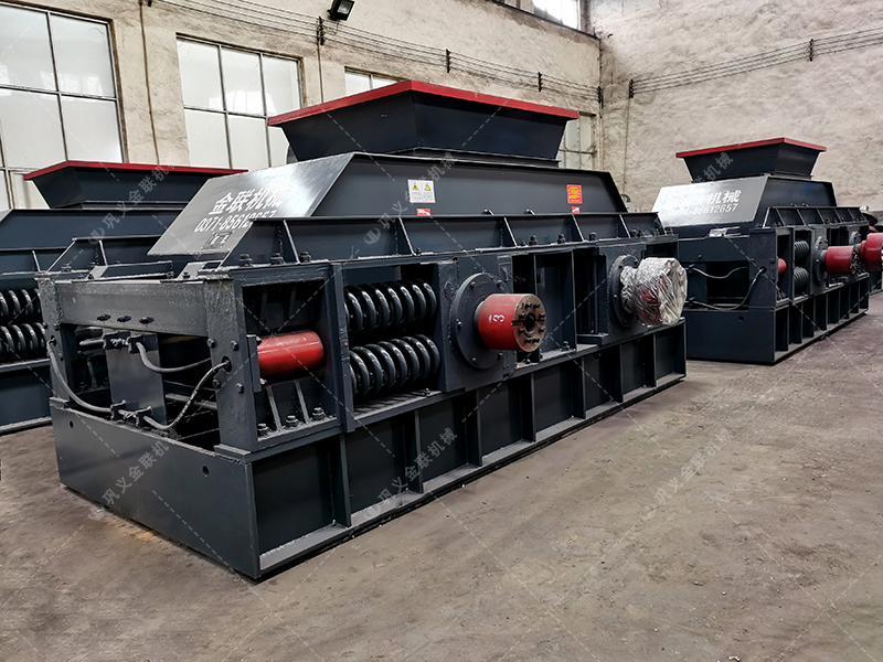 對輥破碎機成品車間圖片