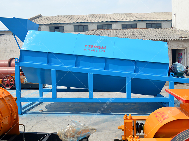 無軸滾筒篩沙機(jī)發(fā)往河南周口