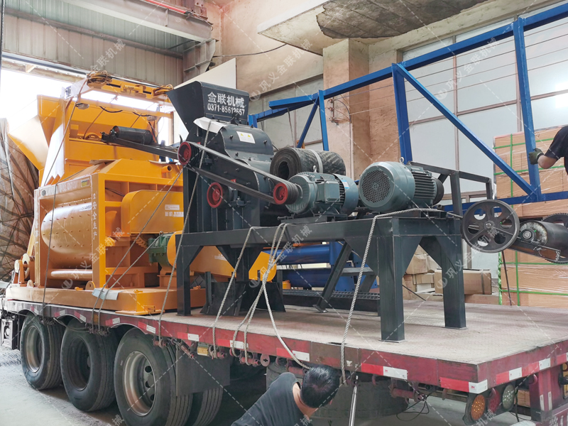 小型雙級破碎機(jī)發(fā)往甘肅破碎煤