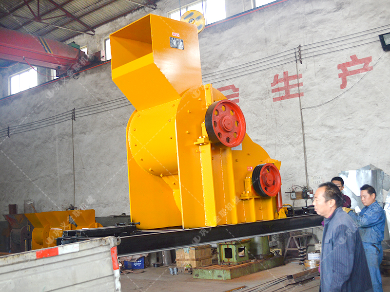 兩臺88雙級粉碎機發往廣西破碎鐵礦