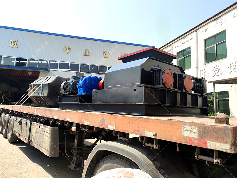 雙齒輥破碎機發往安徽破碎玻璃 雙齒輥破碎機發往安徽破碎玻璃