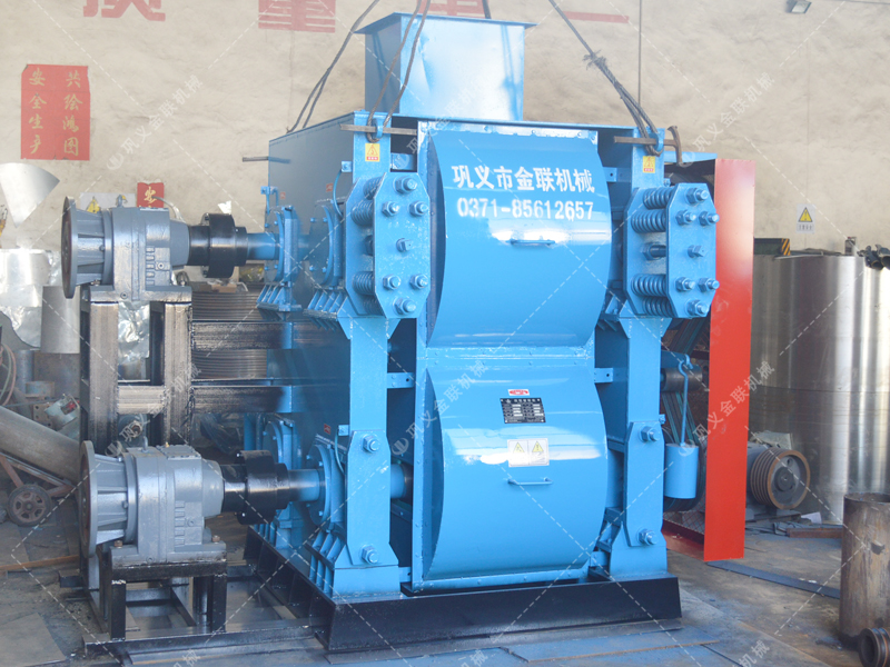 4PG0806四輥破碎機發往廣西破碎鐵礦石