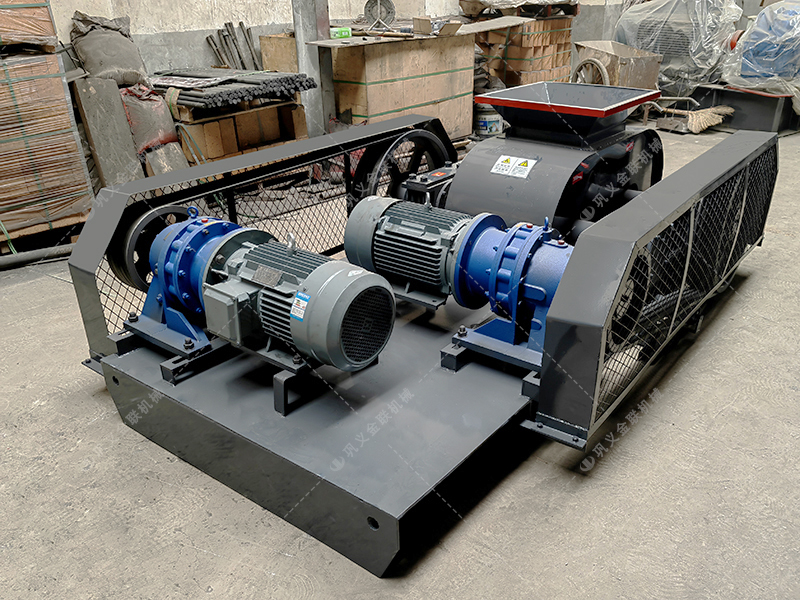 2PG610*400對輥破碎機發(fā)貨圖片