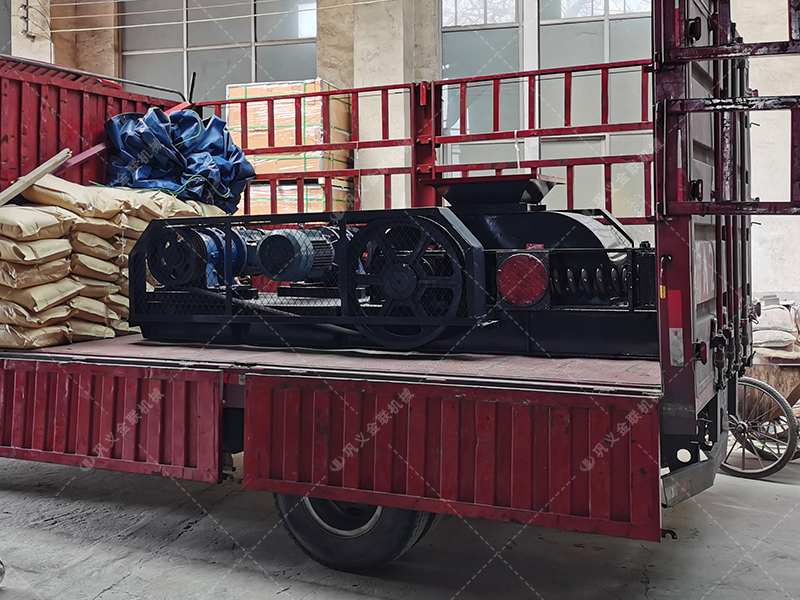 處理舊磚塊適合用雙齒輥破碎機(jī)嗎？哪個(gè)廠家值得選購