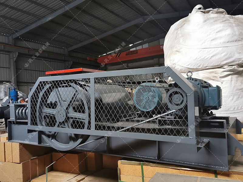 雙齒輥破碎機(jī)在破碎濕物料時(shí)需要注意什么? 雙齒輥破碎機(jī)在破碎濕物料時(shí)需要注意什么?