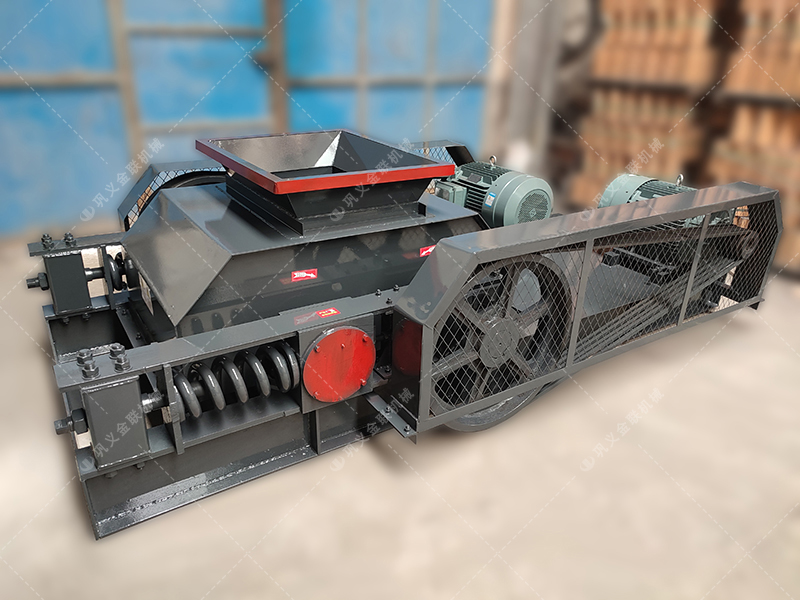 雙齒輥破碎機(jī)在破碎濕物料時(shí)需要注意什么? 雙齒輥破碎機(jī)在破碎濕物料時(shí)需要注意什么?