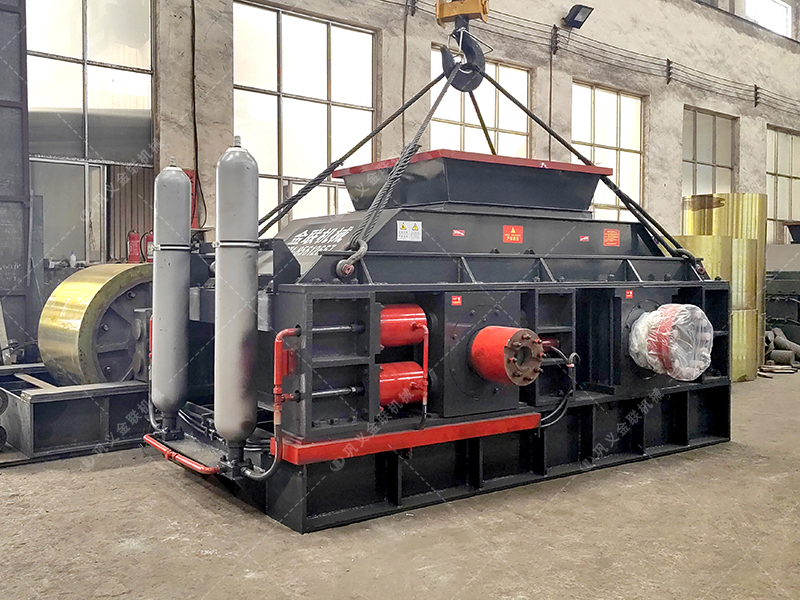 砂石企業(yè)紛紛升級對輥破碎機設備，原因究竟為何？