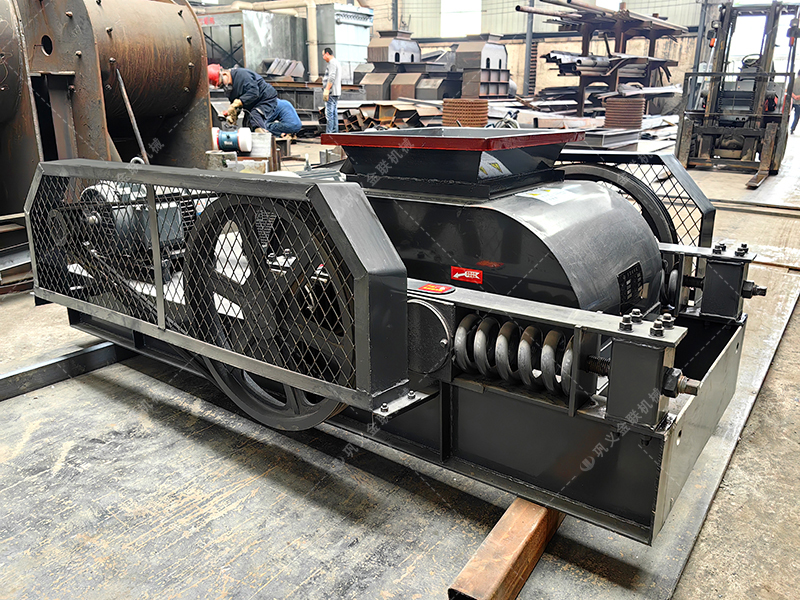 雙齒輥破碎機如何做到“一種廢渣，多種規格”？