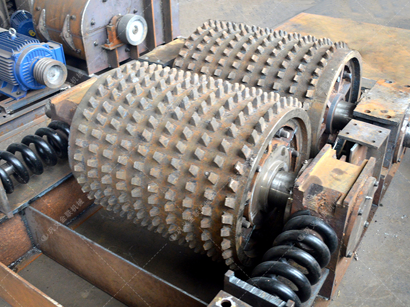 詳細拆解：雙齒輥破碎機的每一項優(yōu)勢，如何對應解決煤礦的具體難題？