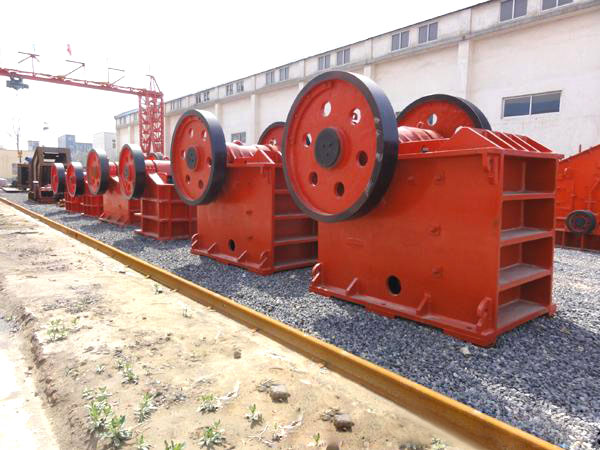 顎式破碎機在開始時要做哪些準備工作