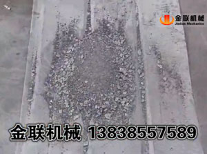 對輥破碎機視頻_石灰石試機現場